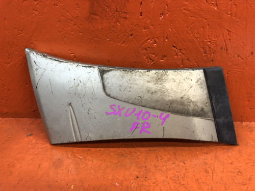 Молдинг переднего правого крыла TOYOTA HARRIER *U1* 75611-48010