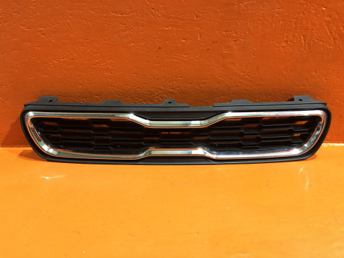 Решетка радиатора KIA SOUL 2008-2014 ST170089