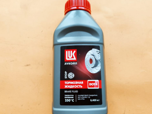 Тормозная жидкость TOYOTA ALLEX/RUNX *E12* 1339420