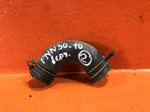 Патрубок радиатора NISSAN RNESSA 140551E401