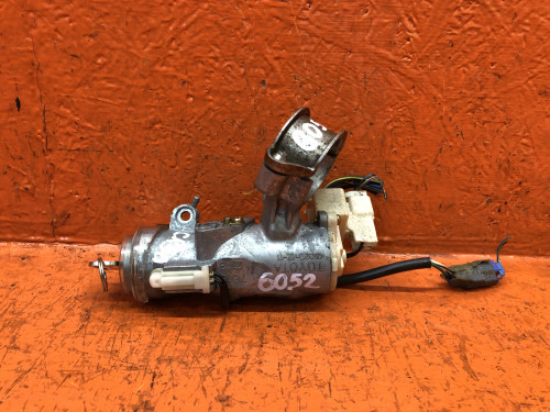 Замок зажигания TOYOTA LITE ACE NOAH *R4*/*R5*