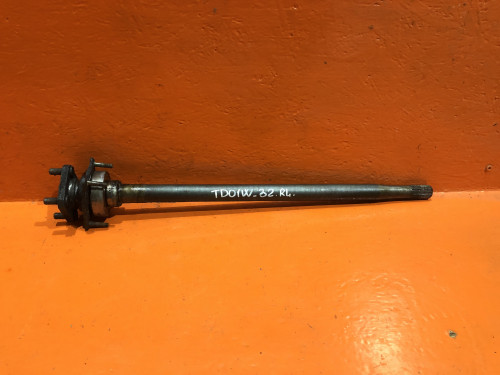 Полуось задняя левая SUZUKI ESCUDO TA01/11/31/51/TD01/11/31/51/61 4422060A01