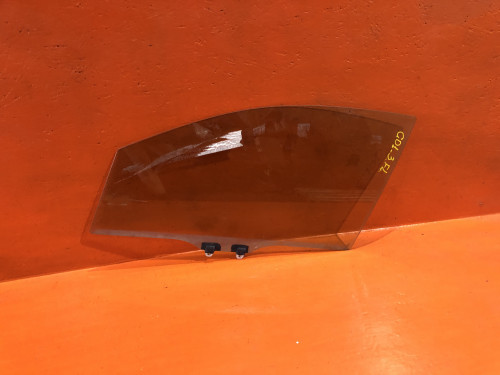 Стекло двери передней левой HONDA FIT GD* 73350-SAA-000
