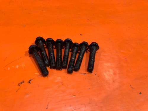 Болт бугеля коленвала TOYOTA DUET