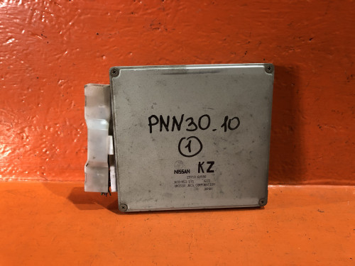 Компьютер двигателя NISSAN RNESSA 237106V000