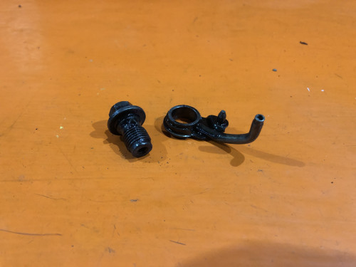 Форсунка масляная TOYOTA CROWN *S14* 15708-54060