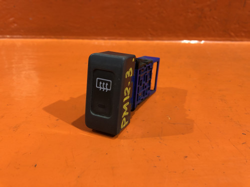 Кнопка обогрева заднего стекла NISSAN LIBERTY *M12 25350-WF100