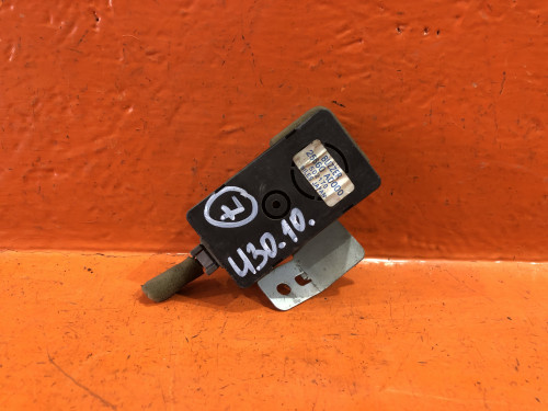 Блок электронный NISSAN BASSARA U30 25660AD000