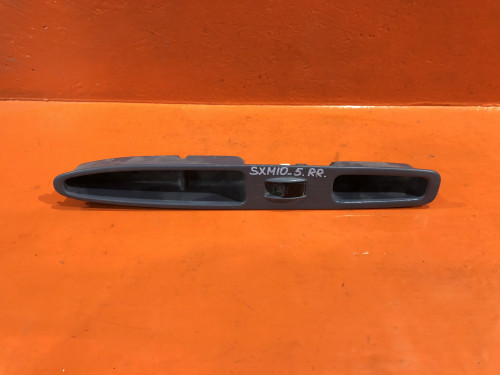 Кнопка стеклоподъемника передняя левая TOYOTA COROLLA *E10* 84810-12080