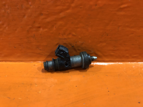 Форсунка топливная HONDA HR-V  06164-PCA-000