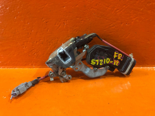 Замок двери передней правой TOYOTA CARINA *T21* 69310-20660