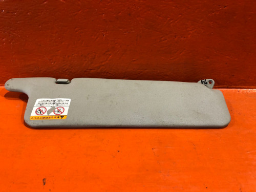 Козырек солнцезащитный левый TOYOTA DUET