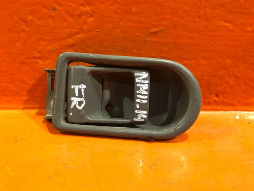 Ручка двери передней правой салонная NISSAN PRAIRIE *M11 8067030R00