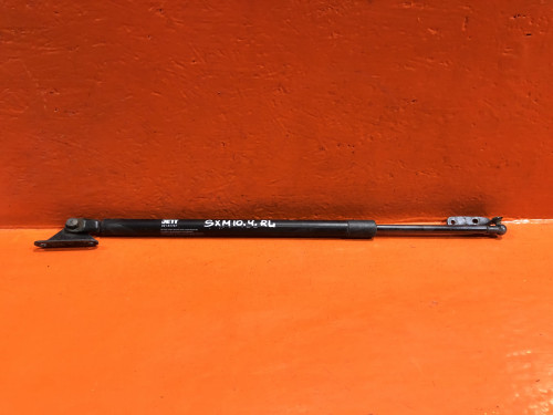 Амортизатор задней двери левый TOYOTA IPSUM CXM10G|SXM10G|SXM15G 68960-44010