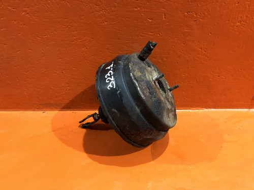 Вакуумный усилитель тормозов MAZDA 323 1998-2002 BJ3D-43-800