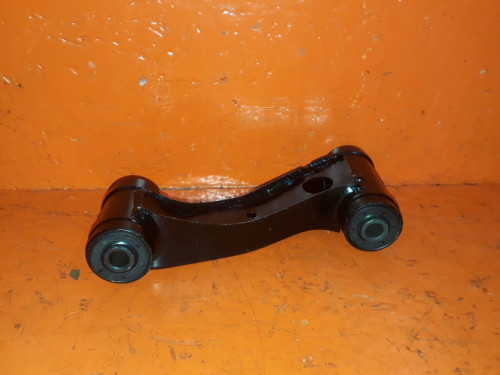 Рычаг передний левый NISSAN BLUEBIRD U14 NSN1003L