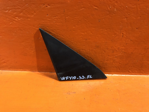 Уголок двери NISSAN WINGROAD Y10 80293-60R00