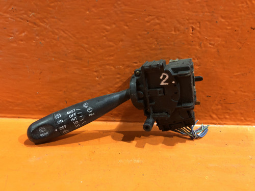 Переключатель подрулевой / гитара TOYOTA VITZ *CP1* 84652-52120