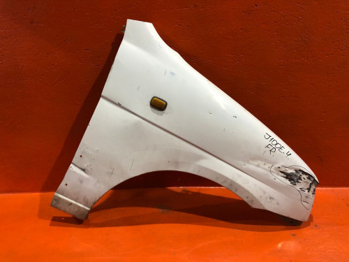 Крыло переднее правое TOYOTA CAMI 53811-87401