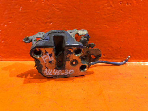 Замок двери передней левой TOYOTA CORSA/TERCEL/COROLLA II *L4* 69040-16070