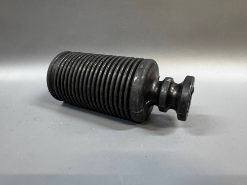 Пыльник стойки передний TOYOTA CYNOS EL44 D18FR