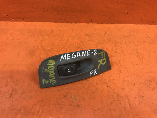 Кнопка стеклоподъемника передняя правая RENAULT MEGANE 2002-2009