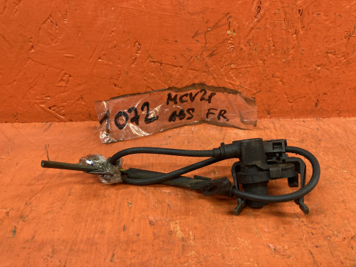 Датчик ABS передний правый TOYOTA WINDOM MCV20/21