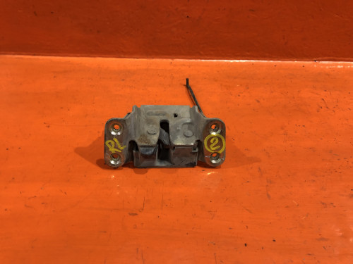 Замок двери задней левой HONDA STEPWGN RF1/2 72655-S47-003