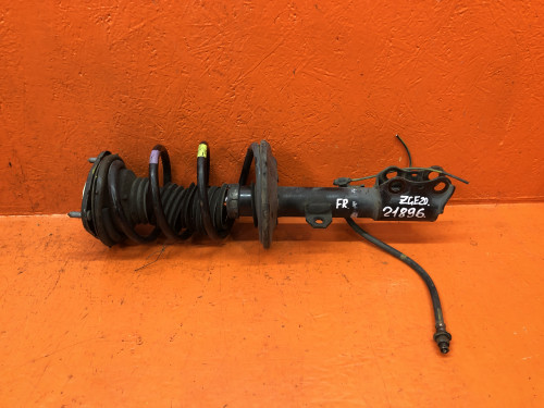 Стойка передняя правая TOYOTA WISH *E2*