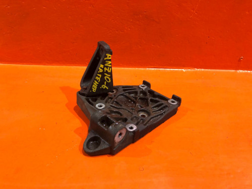 Крепление генератора NISSAN CUBE Z10 1171041B02