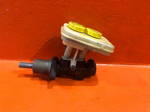 Главный тормозной цилиндр JEEP GRAND CHEROKEE 1992-1999