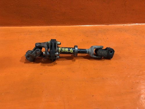Карданчик рулевой MITSUBISHI DIAMANTE F3*/F4* MR131497