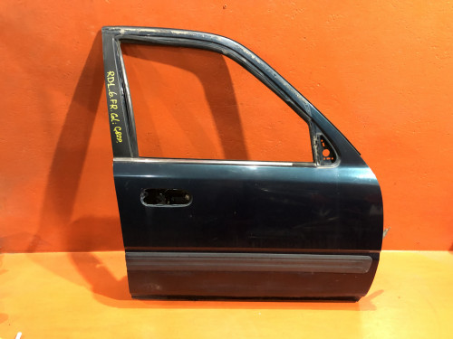 Дверь передняя правая HONDA CR-V RD1/2 67010-S10-000ZZ