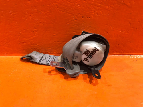 Ремни безопасности задние NISSAN CUBE Z10