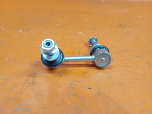 Тяга стабилизатора передняя левая TOYOTA CROWN *S18* R8488100N010