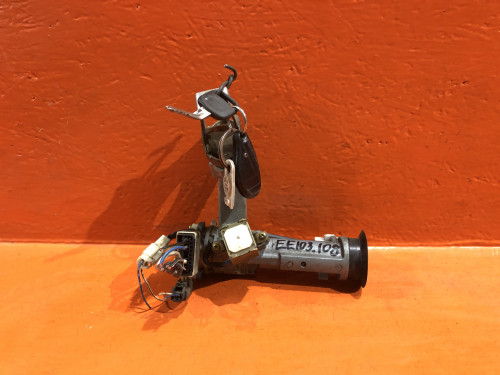 Замок зажигания TOYOTA CERES 45280-12220