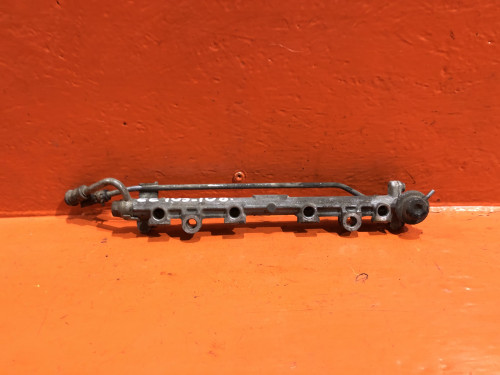 Топливная рейка TOYOTA CALDINA *T19* 23814-11030