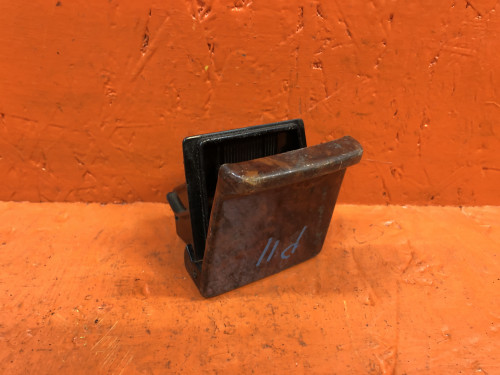 Пепельница NISSAN PRIMERA *P11 688009F000