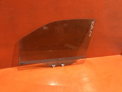 Стекло двери передней левой NISSAN SERENA *C24 80301-4N010
