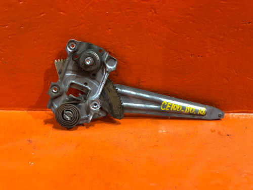 Стеклоподъемник задний левый TOYOTA SPRINTER *E10* 69840-12220