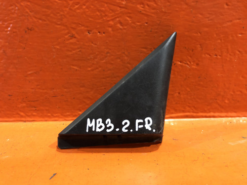 Уголок двери HONDA DOMANI MB* 76220-S04-900ZA