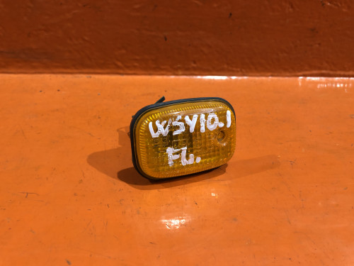 Повторитель в крыло NISSAN AD Y10 B616069R00