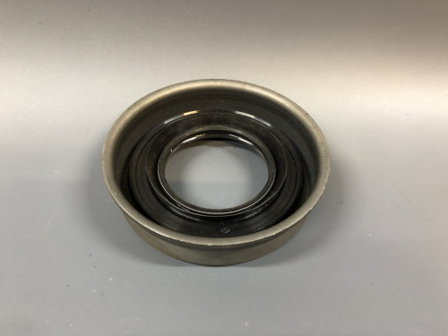 Сальник ступицы NISSAN ELGRAND *E50 N2279