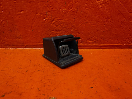 Пепельница HONDA CIVIC EK* 88320-S04-000ZD