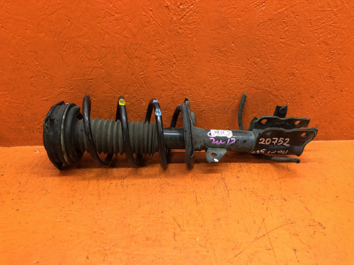 Стойка передняя правая NISSAN SERENA *C25