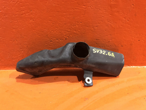 Воздухозаборник TOYOTA CAMRY SV30 17882-74220