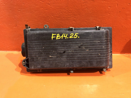 Корпус воздушного фильтра NISSAN AD Y10 165000M310