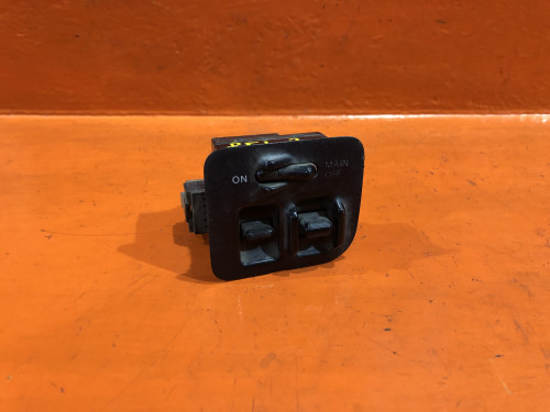Блок управления стеклоподъемниками HONDA STEPWGN RF1/2 35750-S47-003ZA