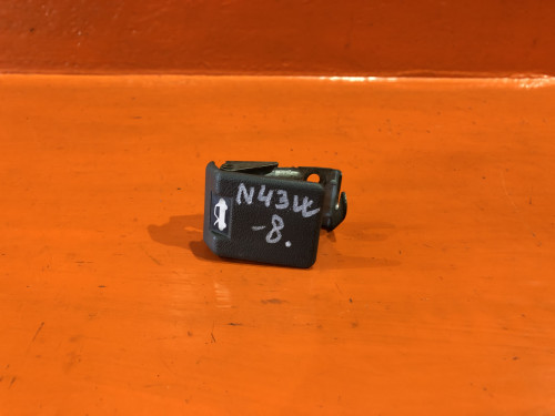 Ручка открывания капота MITSUBISHI CHARIOT N3*/N4* MB775329