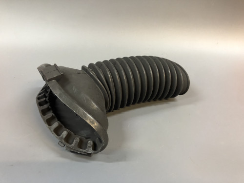 Пыльник стойки передний TOYOTA CELICA ZZT23* 130147